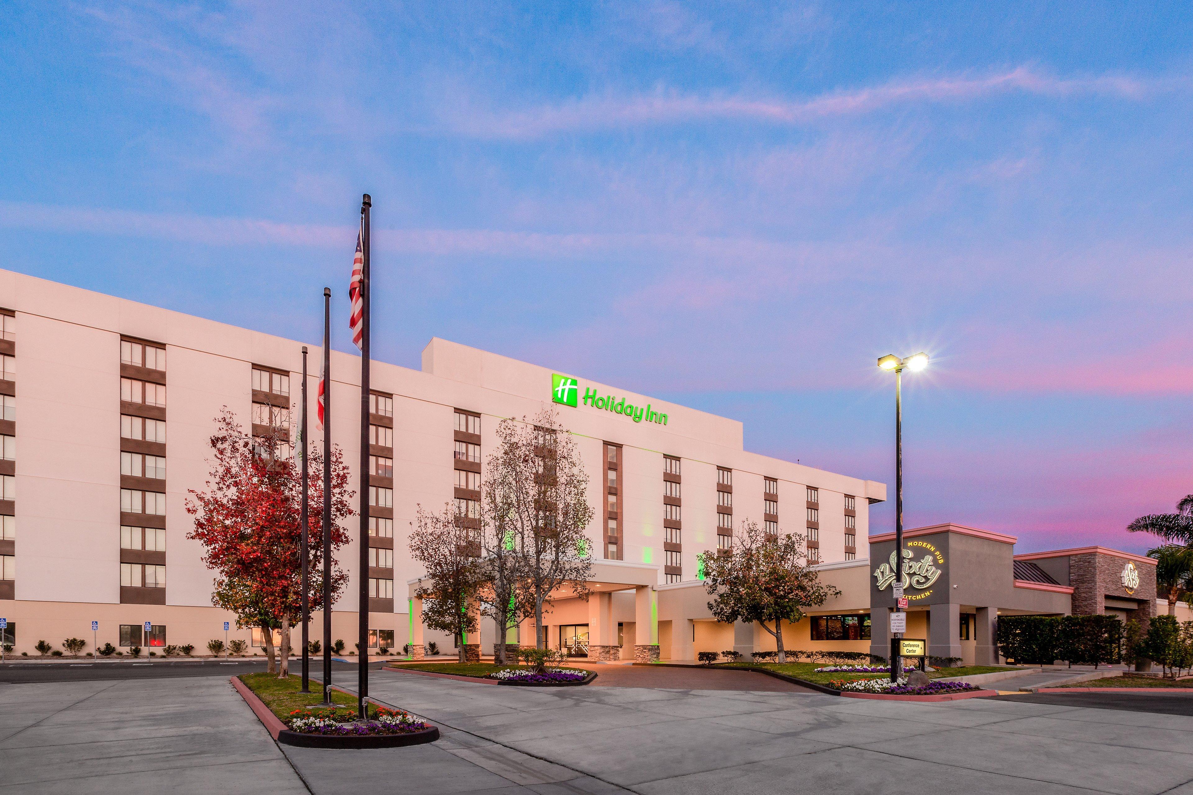 Holiday Inn La Mirada, An Ihg Hotel Extérieur photo